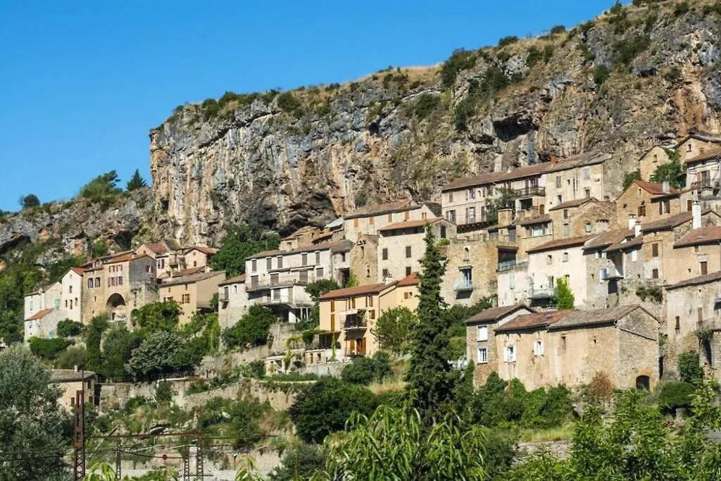 Appart T2 Village vacance 3 étoiles St Geniez d'Olt 2 piscines chauffées Pierrefiche  Appartement Pierrefiche (Aveyron)