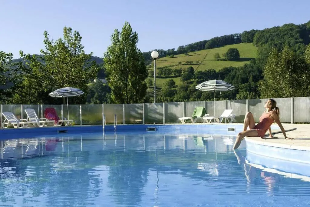 Appartement Appart T2 Village vacance 3 étoiles St Geniez d'Olt 2 piscines chauffées Pierrefiche