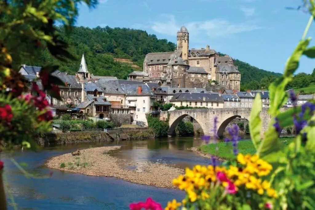 Apartment Appart T2 Village Vacance 3 Etoiles St Geniez D'Olt 2 Piscines Chauffees Pierrefiche