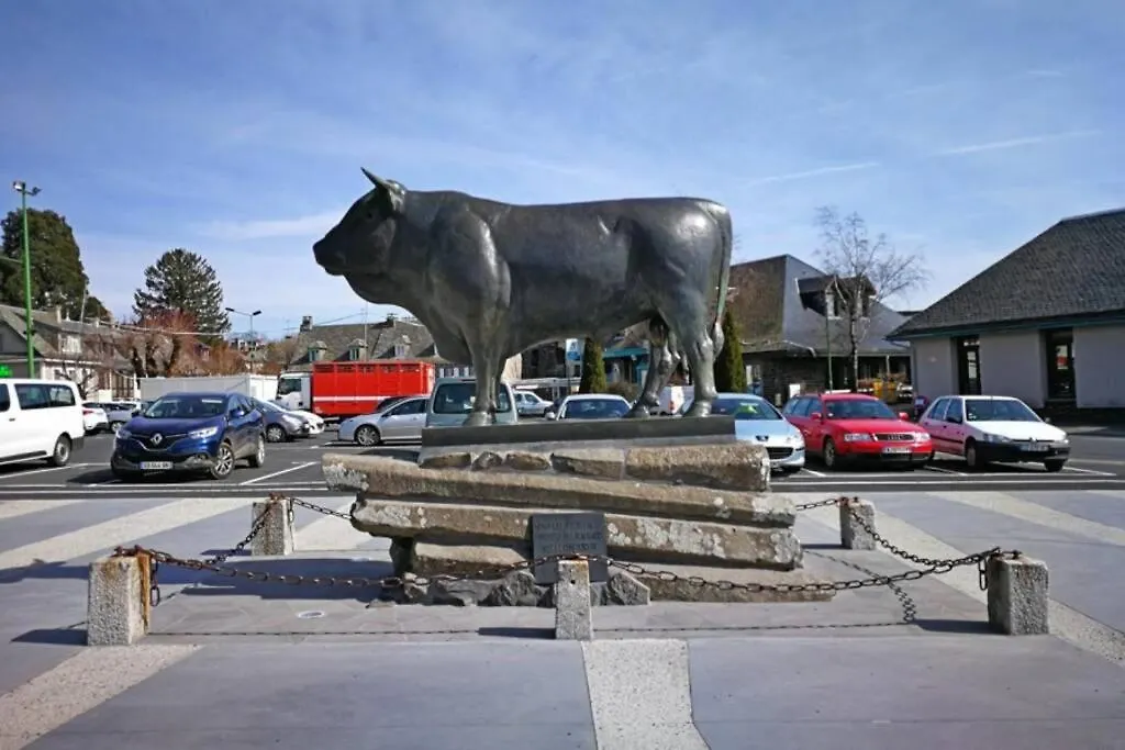Appart T2 Village Vacance 3 Etoiles St Geniez D'Olt 2 Piscines Chauffees Pierrefiche  Διαμέρισμα